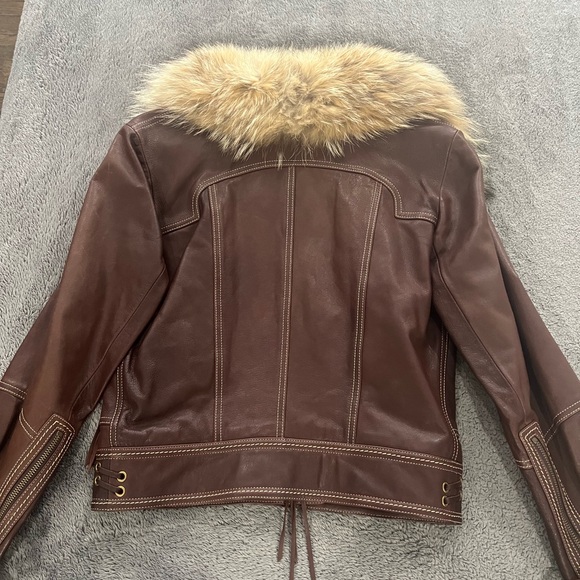 Women’s COACH LEATHER JACKET BROWN. Size 8 runs small. Beautiful. Worn once - Picture 4 of 9